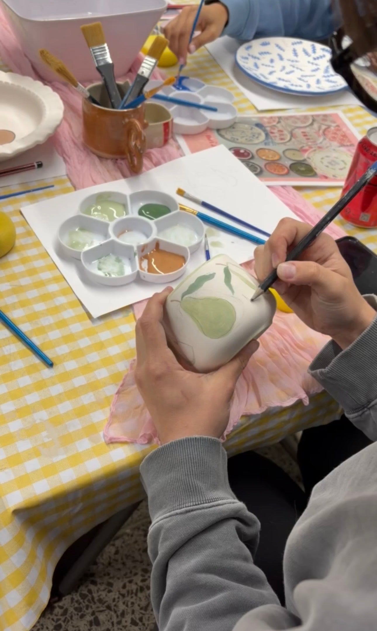 Palmerston North: September Pottery Paint & Sip