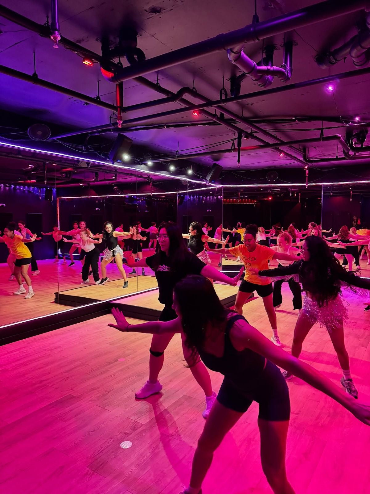 Tauranga: December Dance Class & Cocktails
