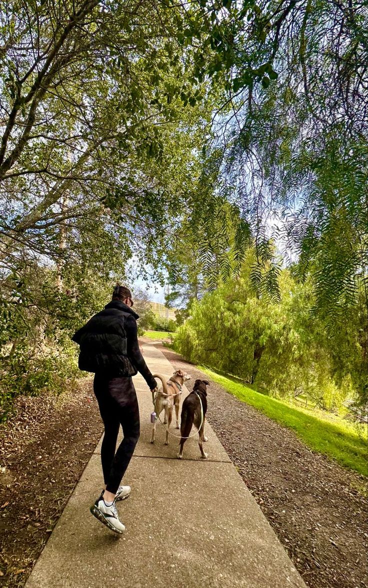 Hawkes Bay: March Strolling out of the Weekend